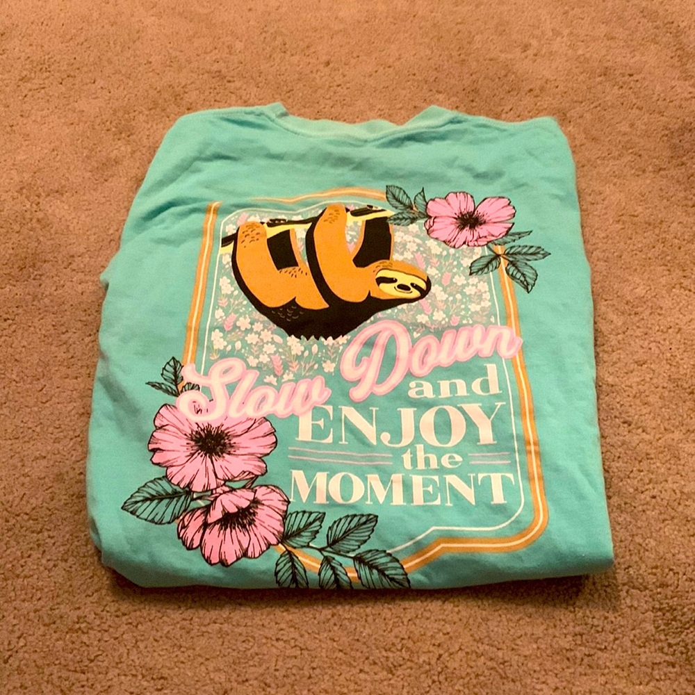 Long sleeve medium sloth Benny & belle shirt